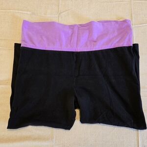 No Boundaries Yoga Capris Women XL Black Purple Waistband